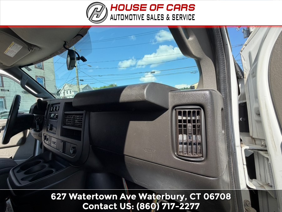 2019 GMC Savana Cargo Work Van - Photo 32