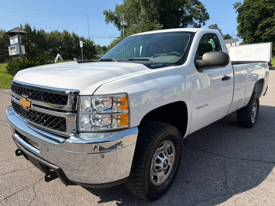 Used 2013 Chevrolet Silverado 2500HD in New Milford, Connecticut | Faustos Auto Body and Repairs LLC. New Milford, Connecticut