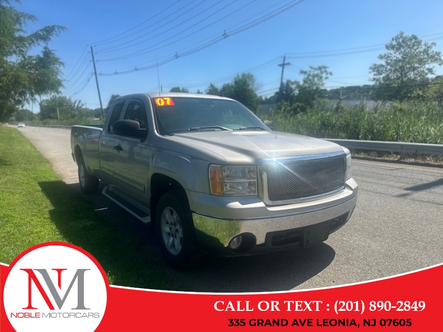 Used 2007 GMC Sierra 1500 in Leonia, New Jersey | Noble Motor Cars LLC. Leonia, New Jersey