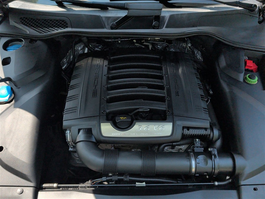 2016 Porsche Cayenne Base - Photo 24