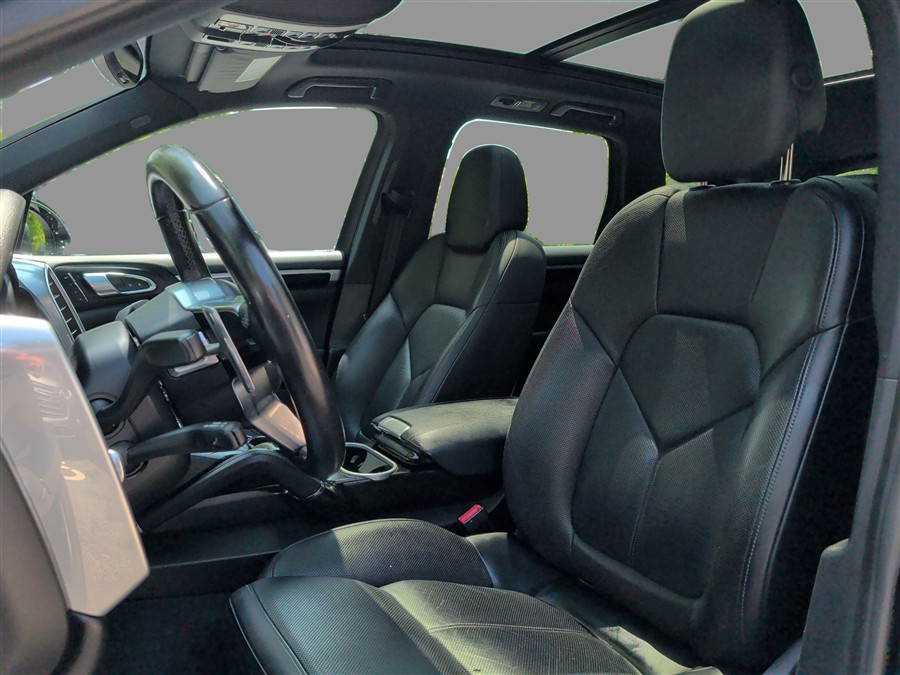 2016 Porsche Cayenne Base - Photo 8