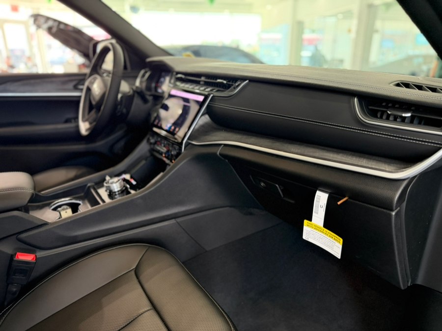 2025 Jeep Grand Cherokee L Limited - Photo 19