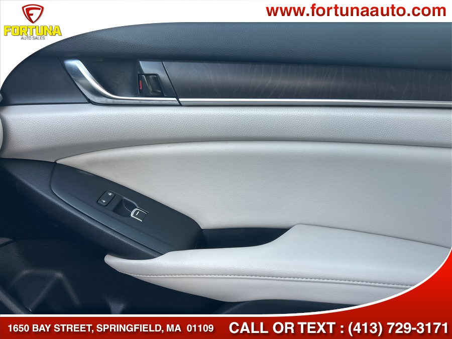 2022 Honda Accord Hybrid EX-L - Photo 19