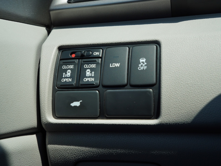 2015 Honda Odyssey EX-L - Photo 25