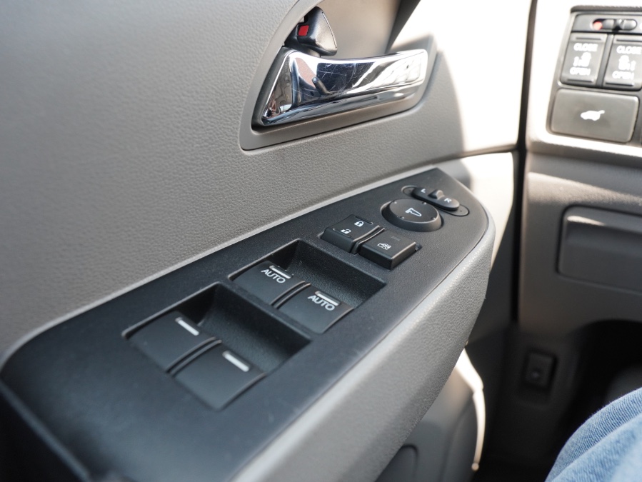 2015 Honda Odyssey EX-L - Photo 24