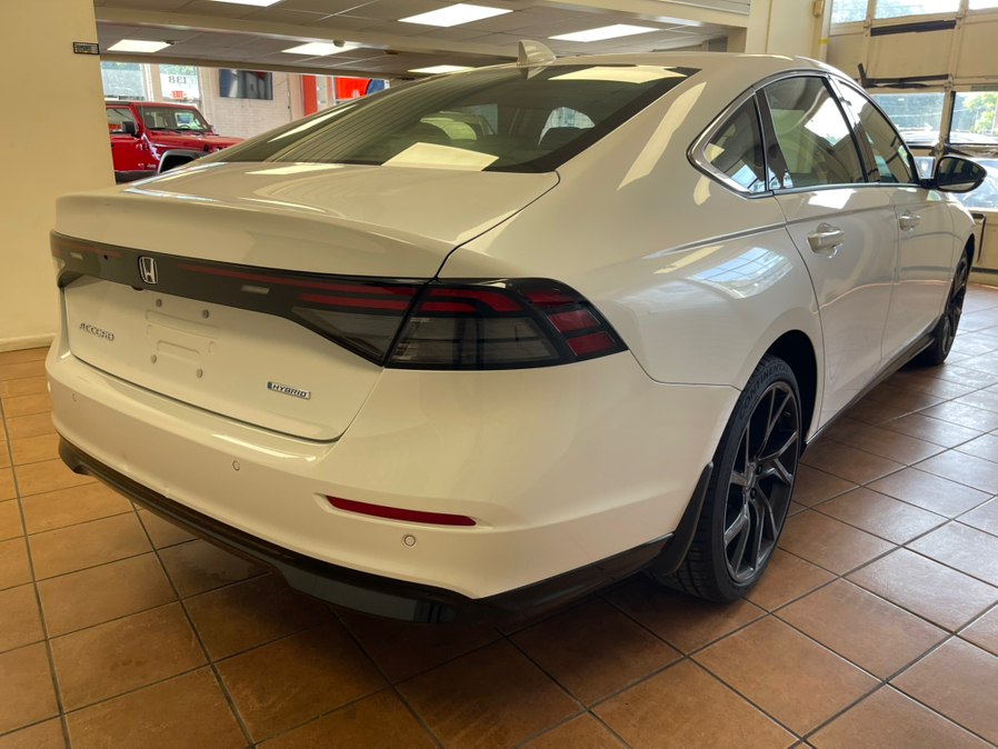 2025 Honda Accord Hybrid EX-L - Photo 13