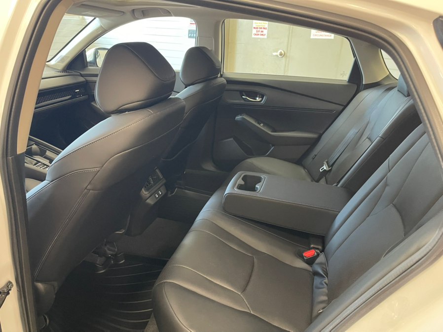 2025 Honda Accord Hybrid EX-L - Photo 34