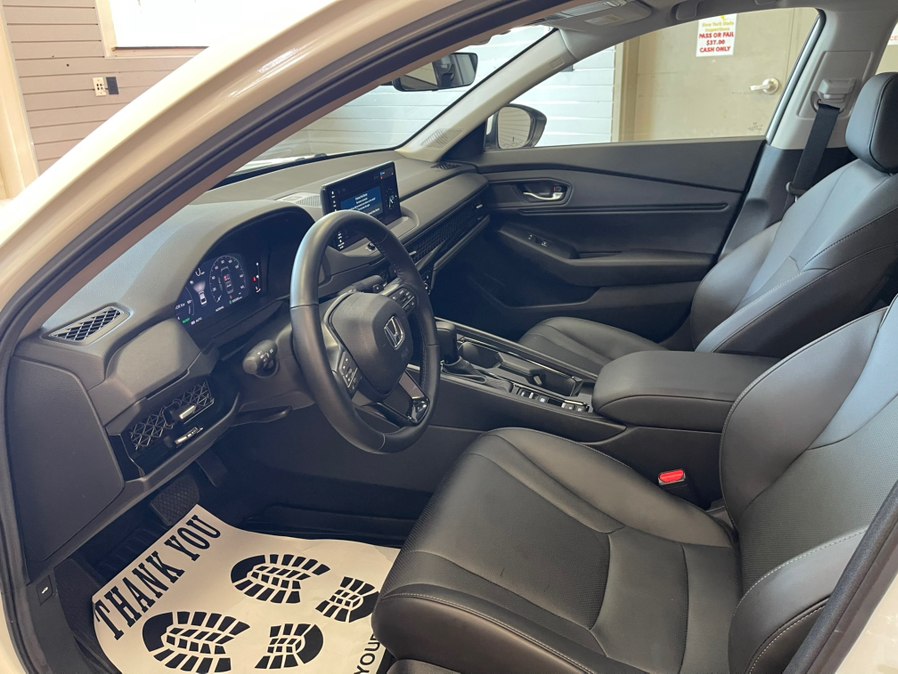 2025 Honda Accord Hybrid EX-L - Photo 32