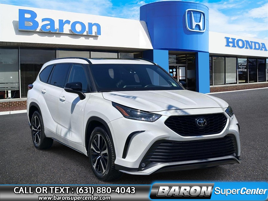 Used 2021 Toyota Highlander in Patchogue, New York | Baron Supercenter. Patchogue, New York