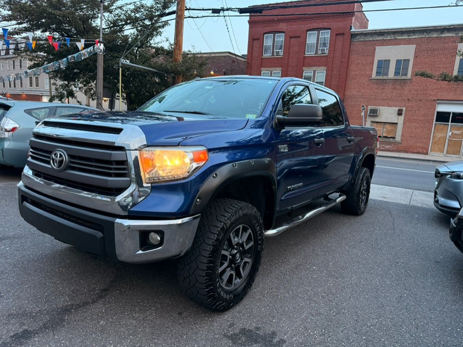 Toyota Tundra