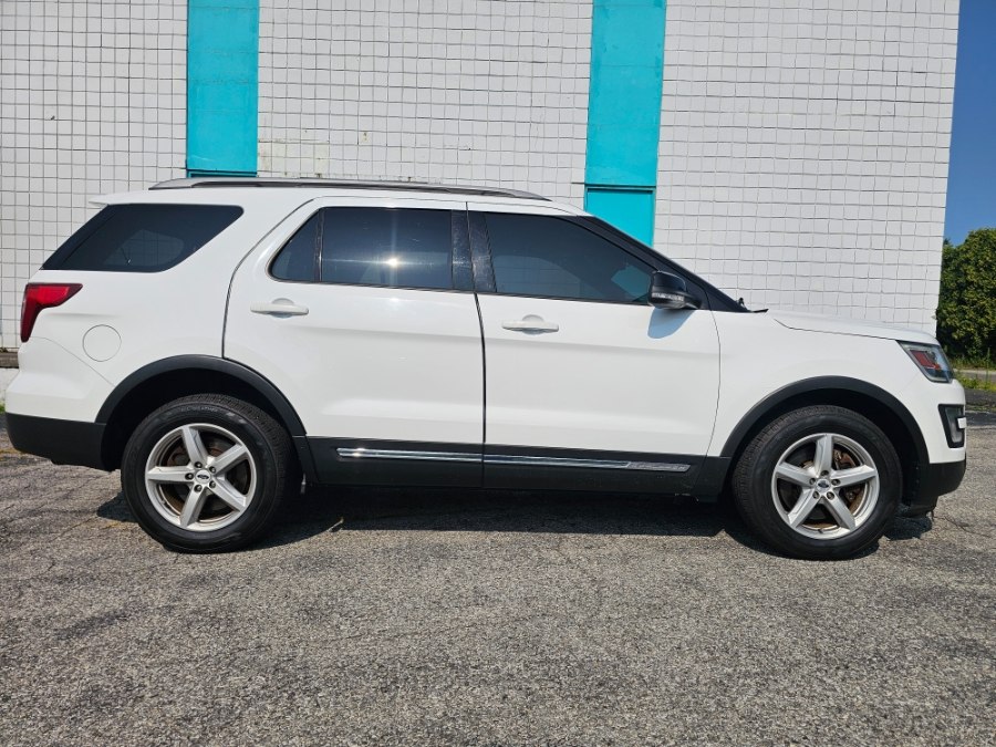 Used 2017 Ford Explorer in Milford, Connecticut | Dealertown Auto Wholesalers. Milford, Connecticut