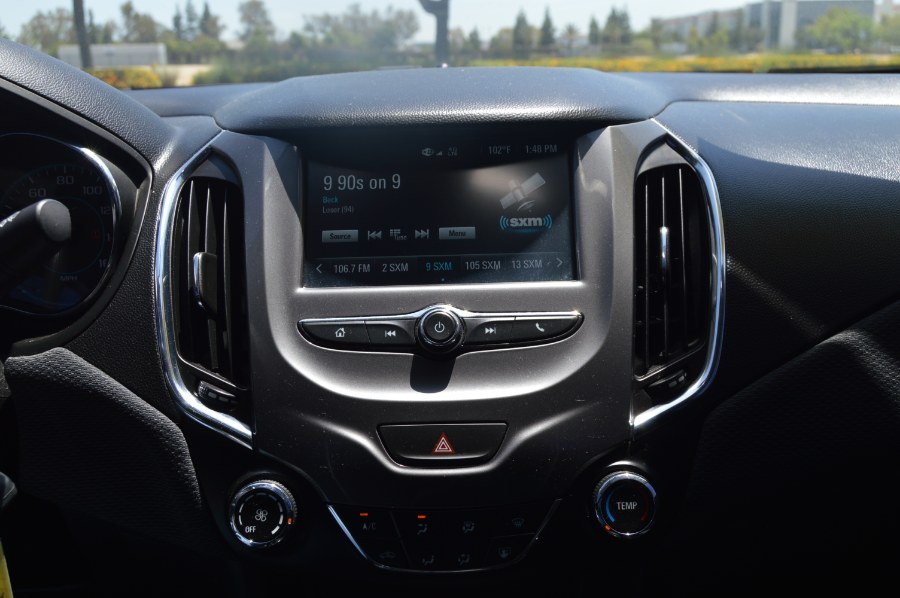 2018 Chevrolet Cruze LT - Photo 18