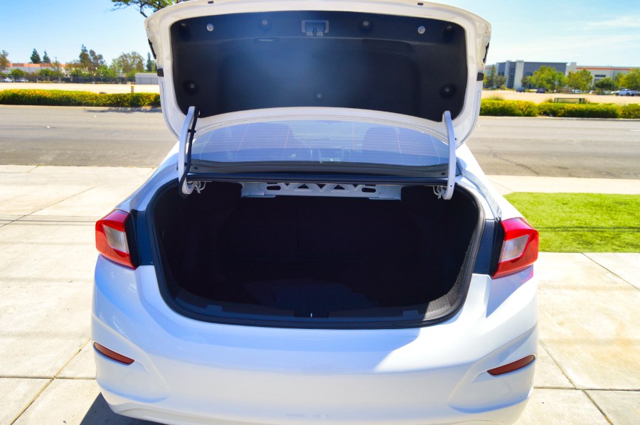 2018 Chevrolet Cruze LT - Photo 24