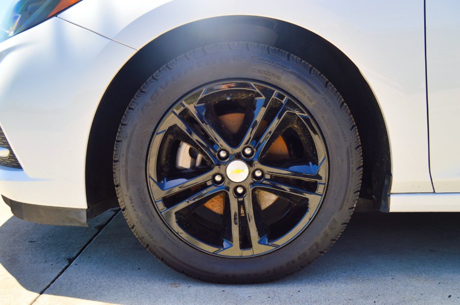 2018 Chevrolet Cruze LT - Photo 6