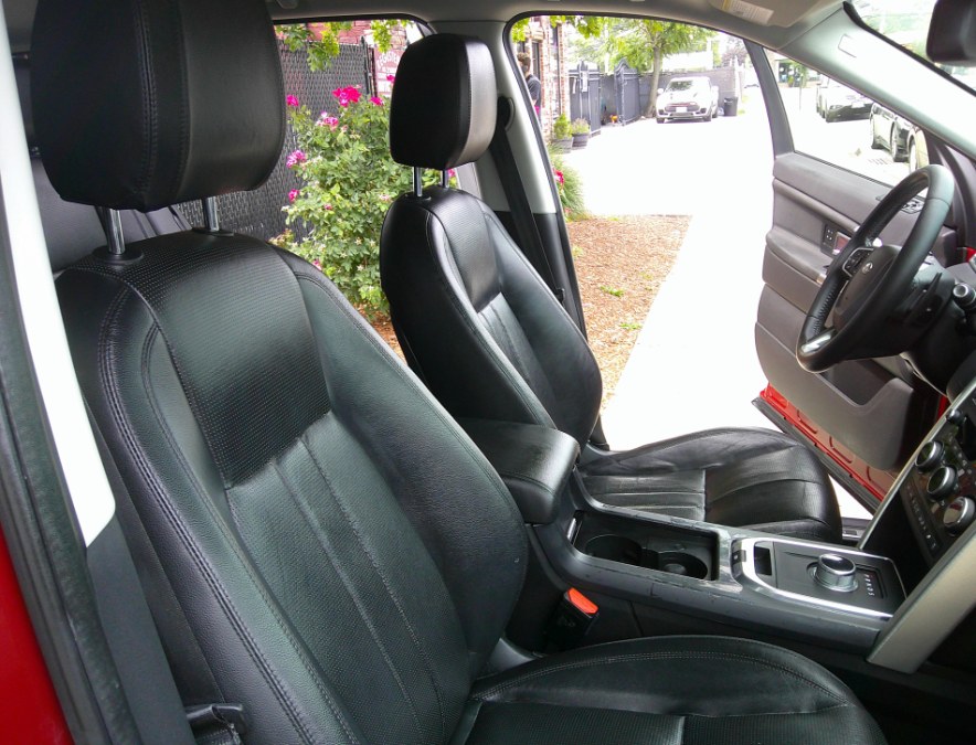 2016 Land Rover Discovery - $9,977