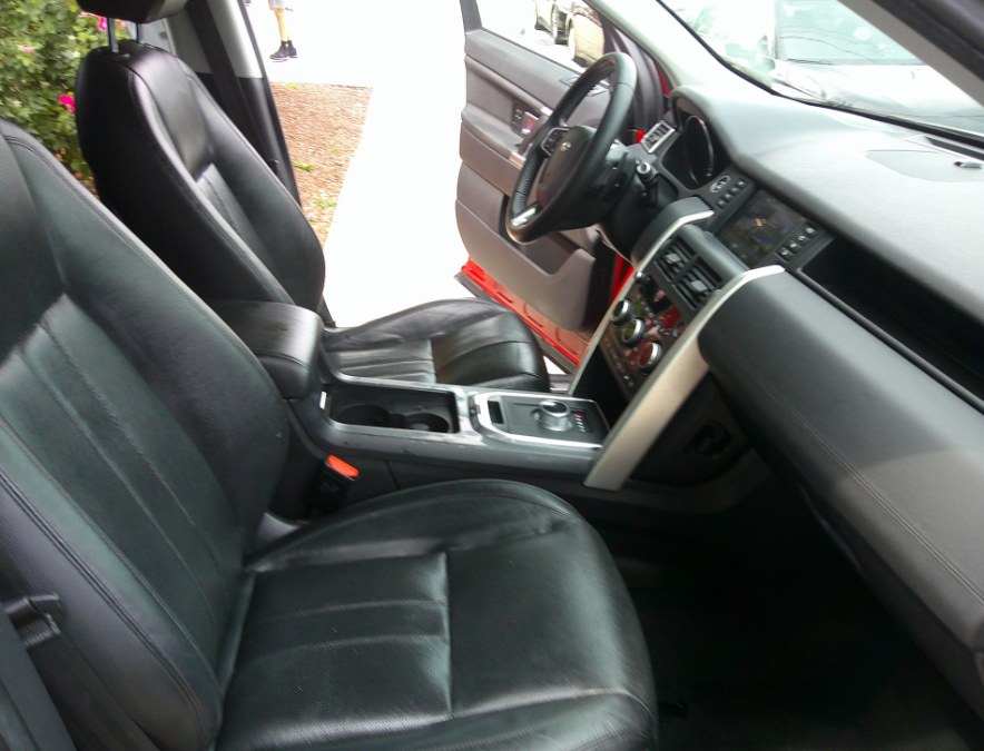 2016 Land Rover Discovery - $9,977