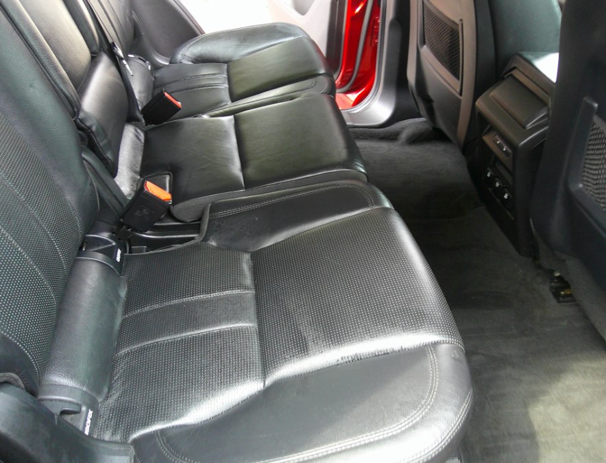 2016 Land Rover Discovery - $9,977