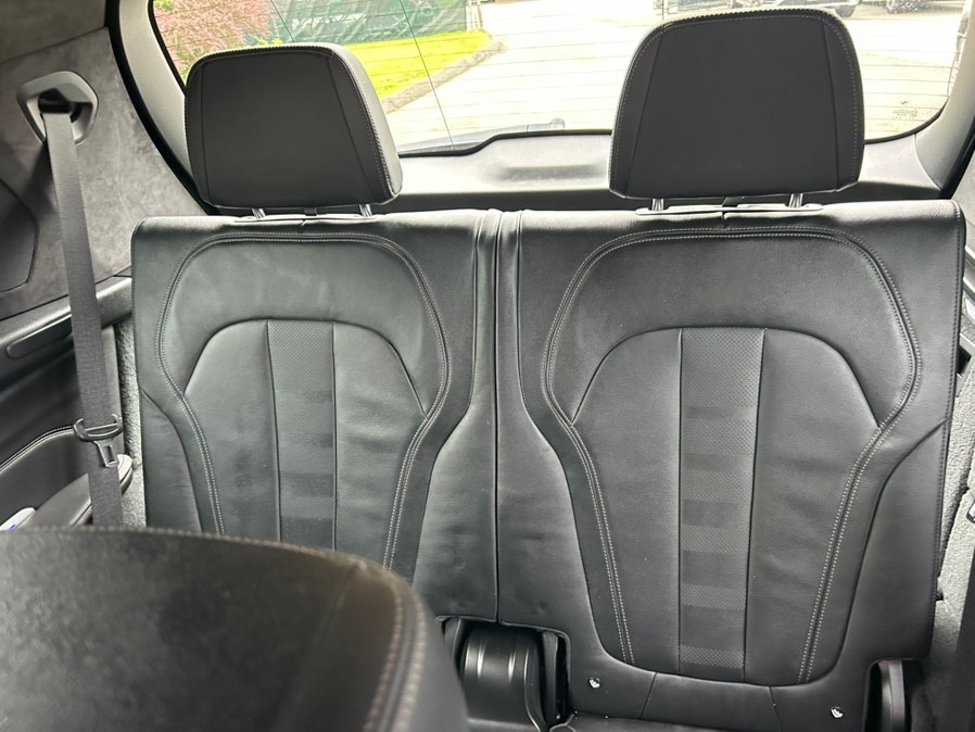 2020 BMW X7 40i - Photo 19