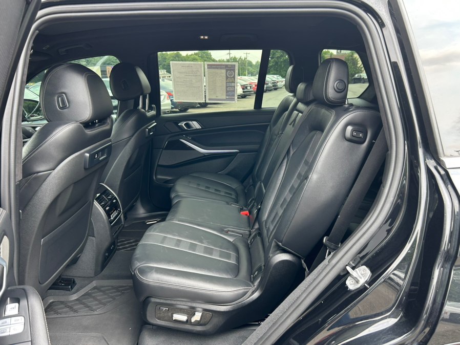2020 BMW X7 40i - Photo 18