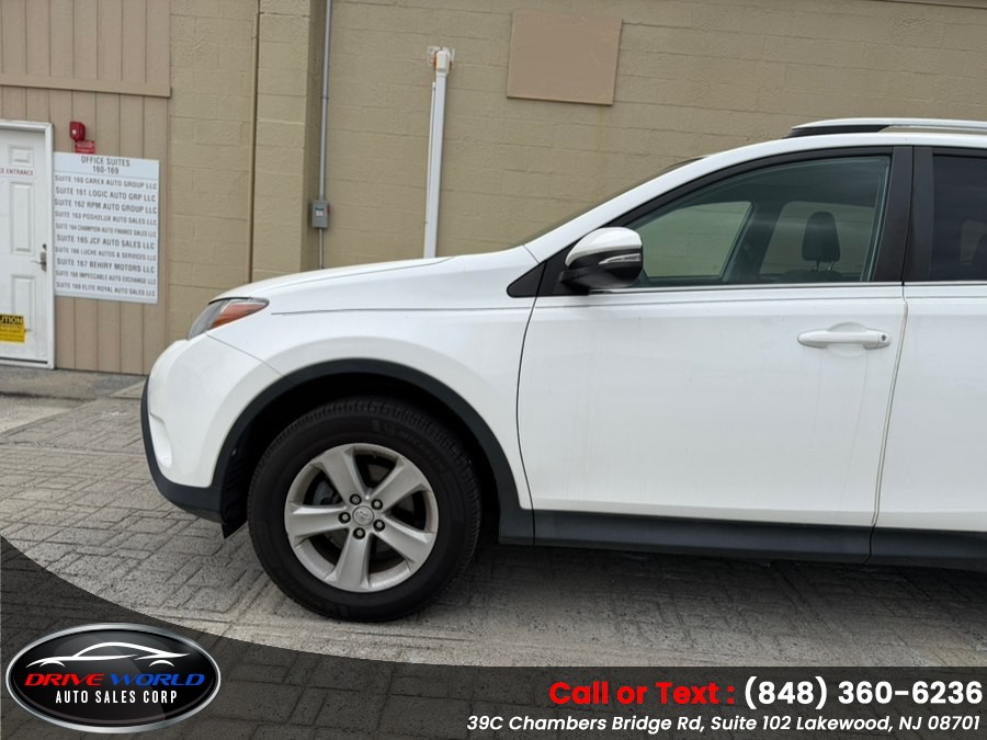 2014 Toyota RAV4 XLE - Photo 11