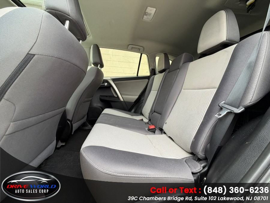 2014 Toyota RAV4 XLE - Photo 28