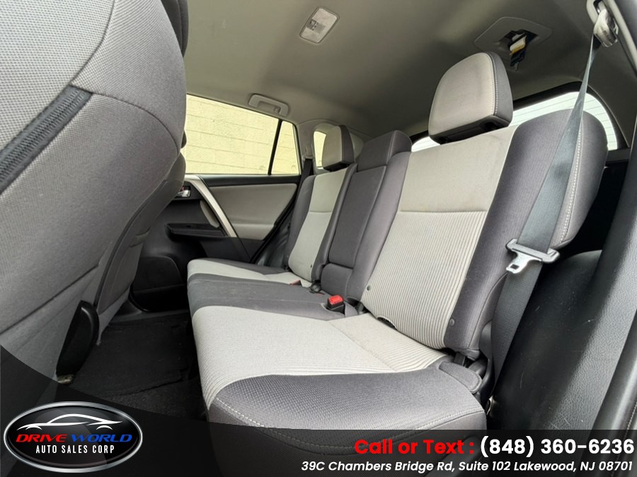 2014 Toyota RAV4 XLE - Photo 29