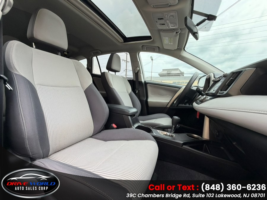 2014 Toyota RAV4 XLE - Photo 35