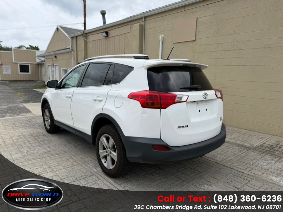 2014 Toyota RAV4 XLE - Photo 8