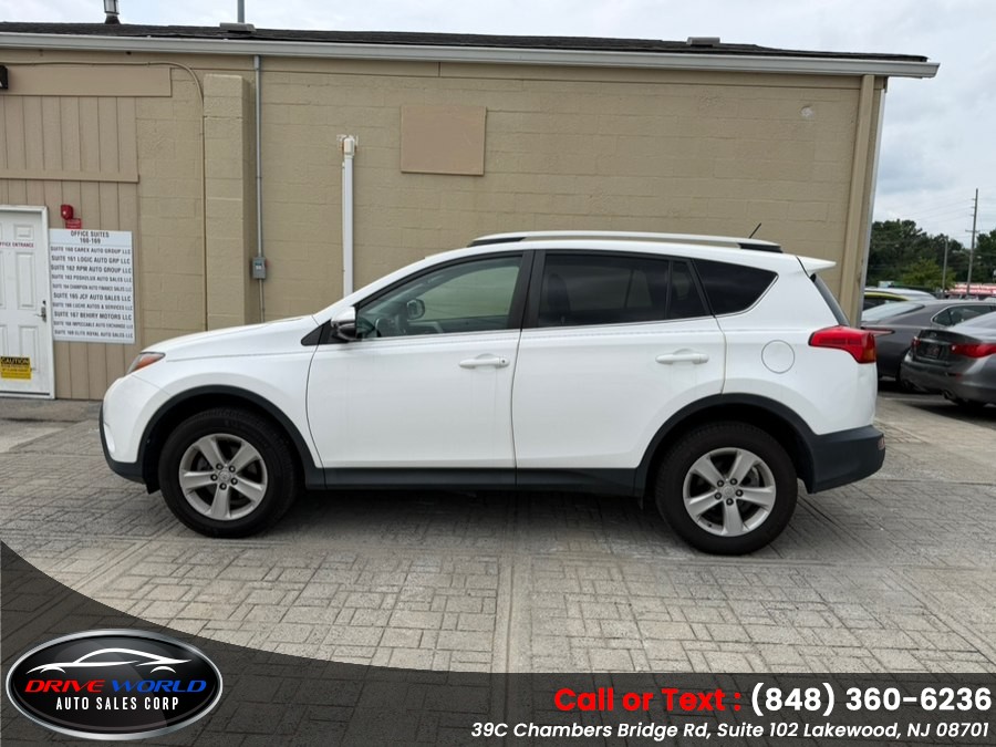 2014 Toyota RAV4 XLE - Photo 10