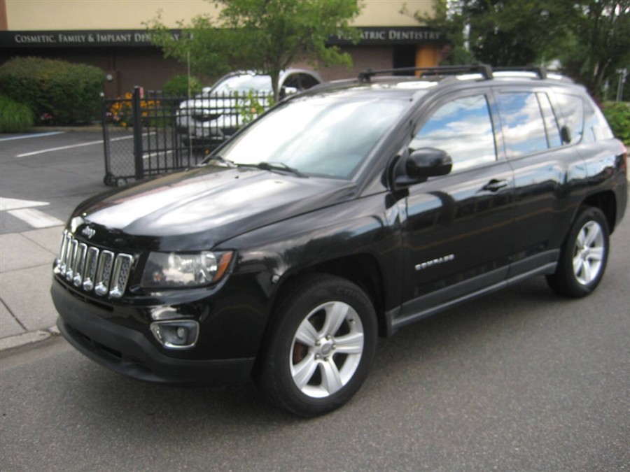 Used 2015 Jeep Compass in Massapequa, New York | Rite Choice Auto Inc.. Massapequa, New York