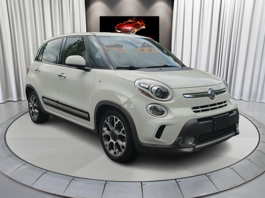 2015 FIAT 500L