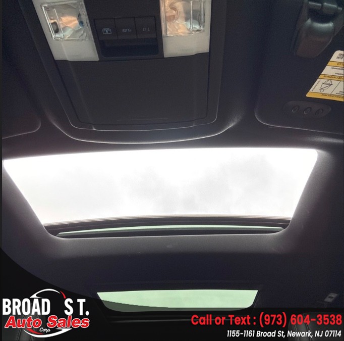 2019 Ford Explorer XLT - Photo 21