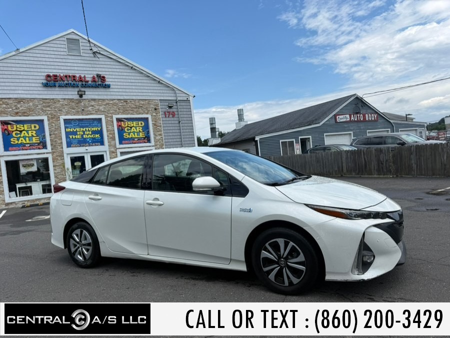 2017 Toyota Prius Prime Advanced - Photo 19