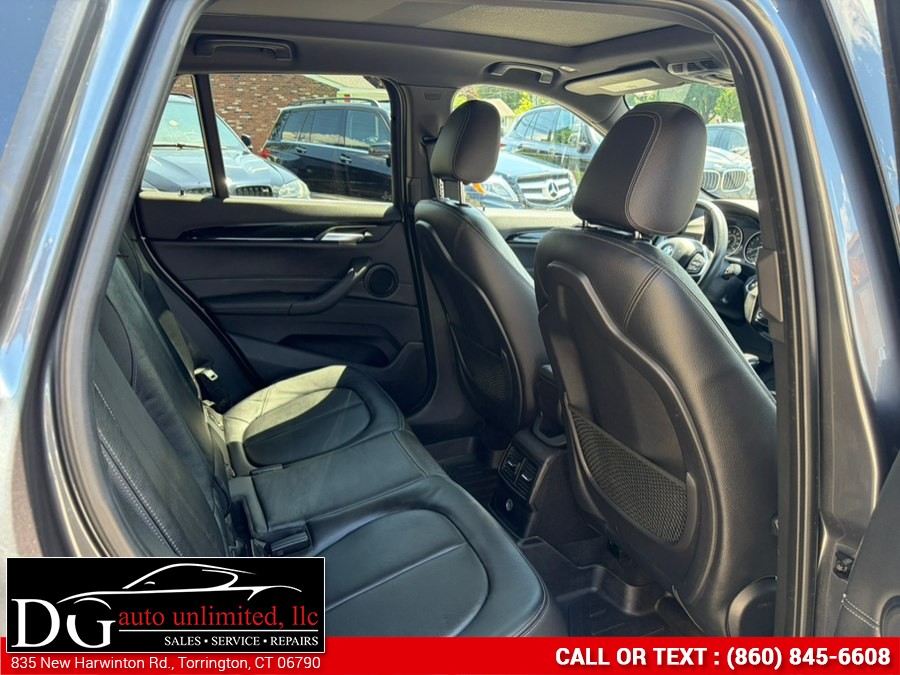 2018 BMW X1 28i - Photo 17