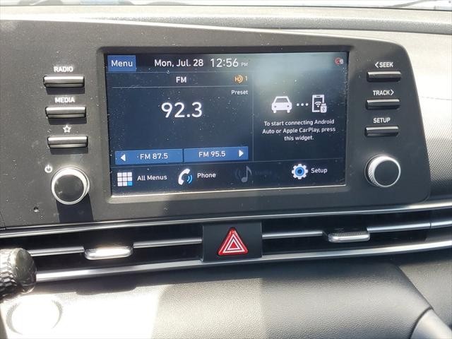 2021 Hyundai Elantra SEL - Photo 22