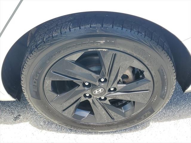 2021 Hyundai Elantra SEL - Photo 6