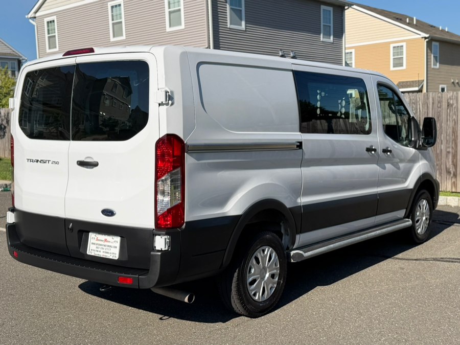 2025 Ford Transit Van Base - Photo 6