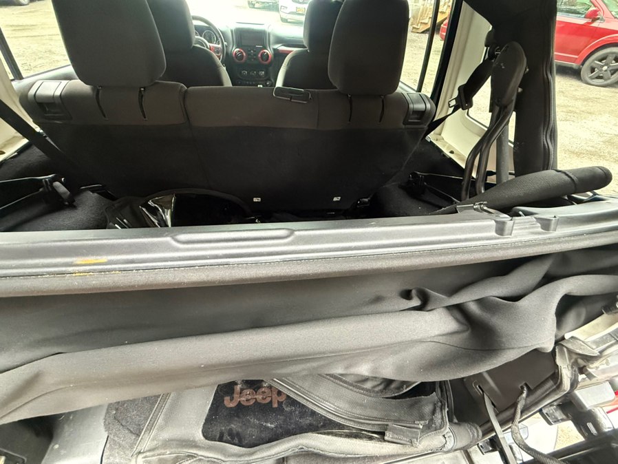 2015 Jeep Wrangler Unlimited Sport - Photo 13
