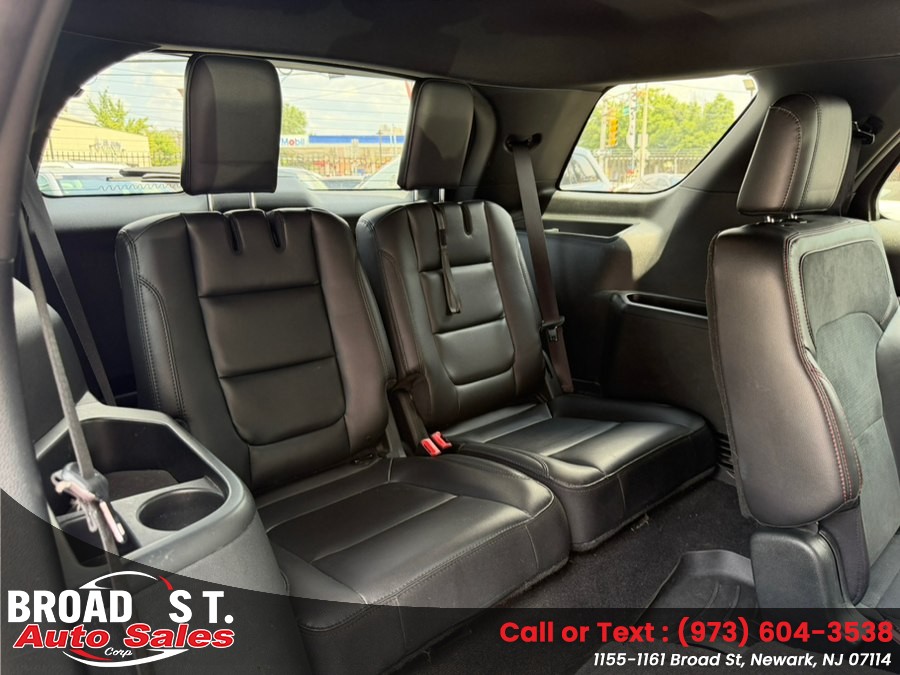 2019 Ford Explorer XLT - Photo 19
