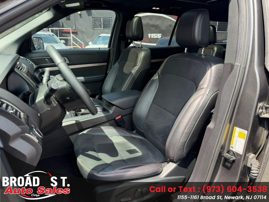 2019 Ford Explorer XLT - Photo 11
