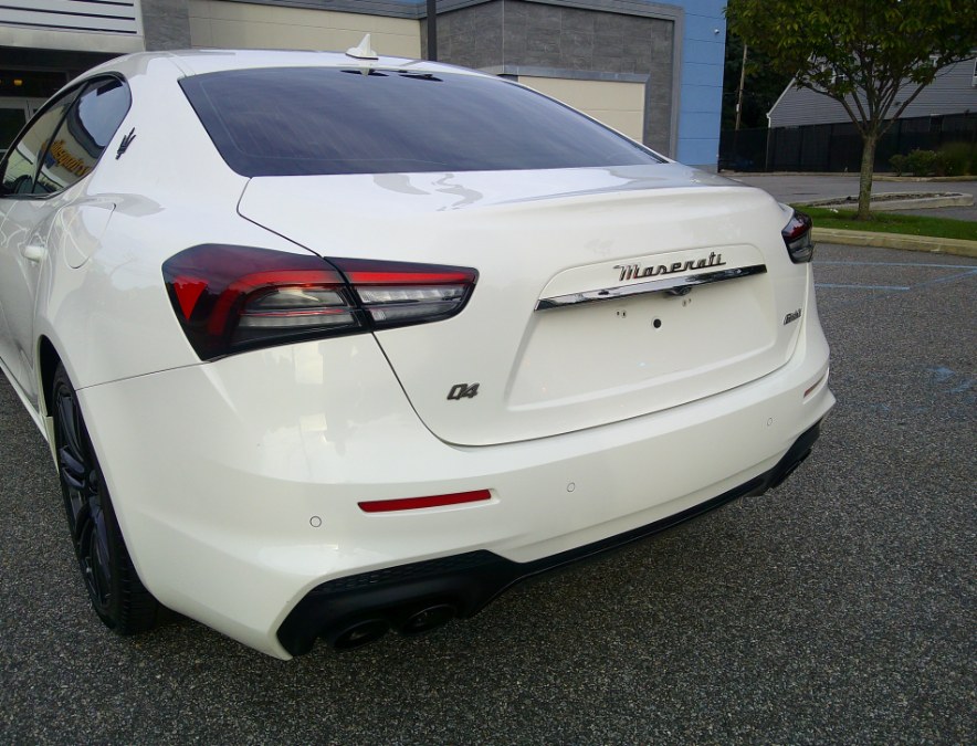 2022 Maserati Ghibli - $29,977
