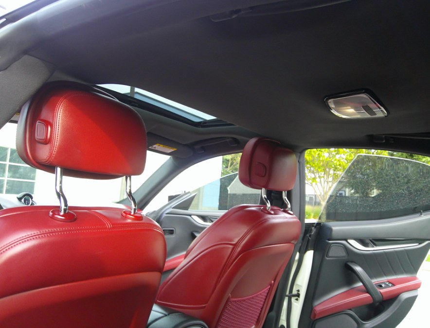2022 Maserati Ghibli - $29,977