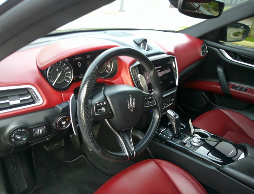 2022 Maserati Ghibli - $29,977