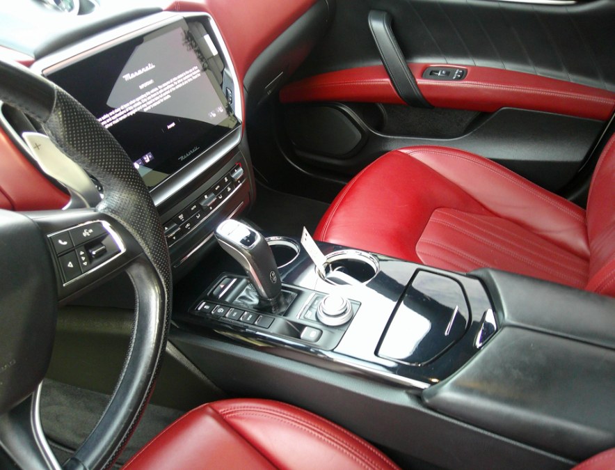 2022 Maserati Ghibli - $29,977