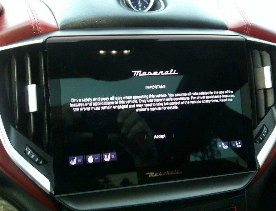 2022 Maserati Ghibli - $29,977