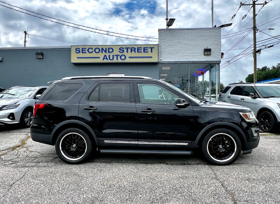 Used 2017 Ford Explorer in Manchester, New Hampshire | Second Street Auto Sales Inc. Manchester, New Hampshire
