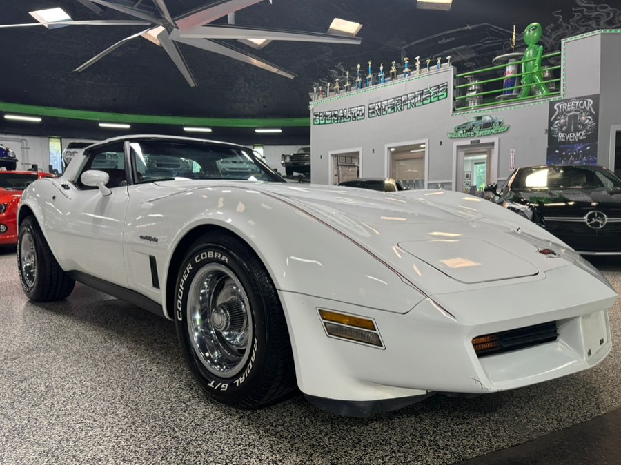 Used Chevrolet Corvette 2dr Coupe 1982 | Buonauto Enterprises. Oxford, Connecticut