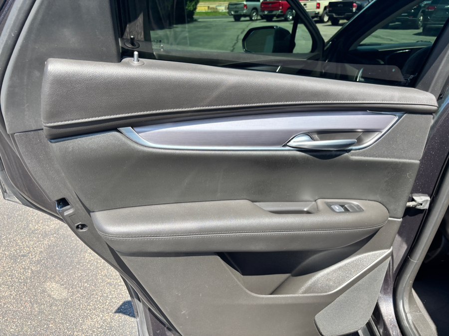 2017 Cadillac XT5 Luxury - Photo 10