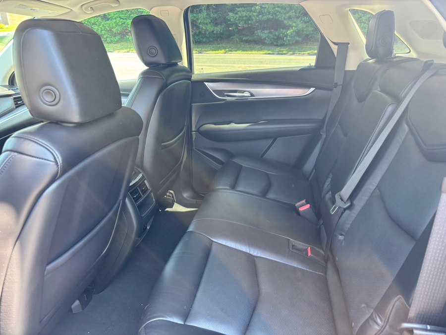 2017 Cadillac XT5 Luxury - Photo 11