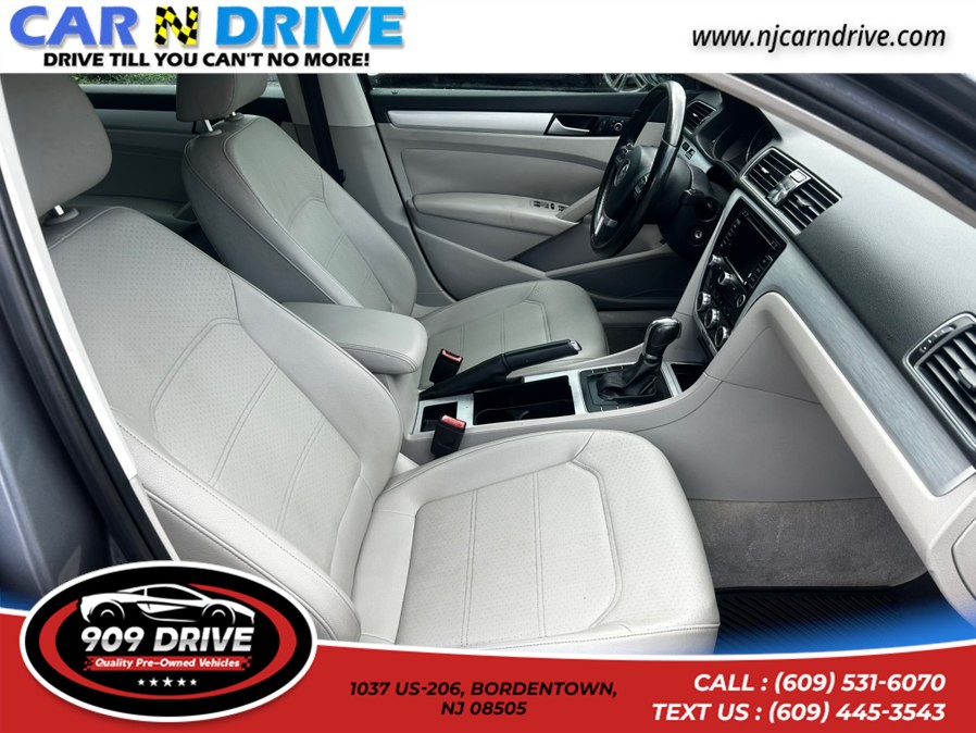 2012 Volkswagen Passat SE - Photo 9